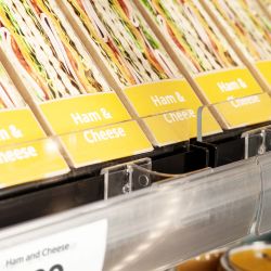 REFRIGERADOR MURAL SUPERMERCADO 360L NEGRO TEFCOLD